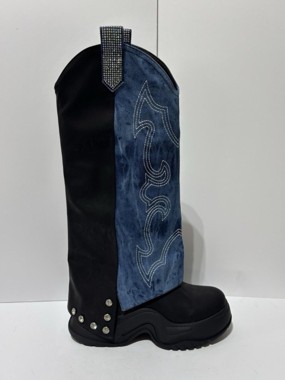 Cape Robbin Women’s Sungsu Black Rhinestone Foldover Boots, Size 7 M